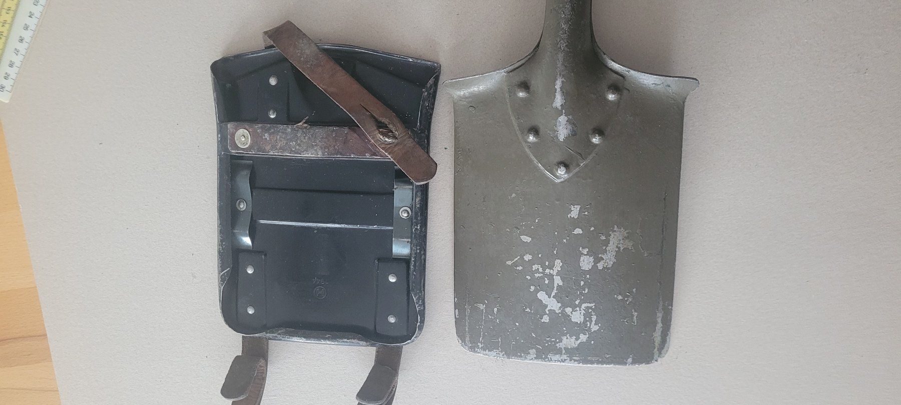 Schweizer Armee Uniformi: Schanzwerkzeug Militär-Spaten – Usato da Wangen b. Olten venduto da Grizzly48 3