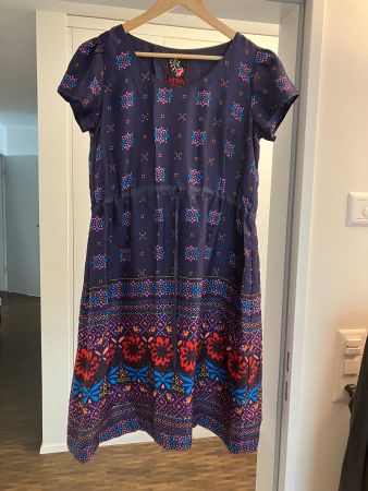 Wunderschönes Kleid aus Seide von Johnny Was M top Zust.