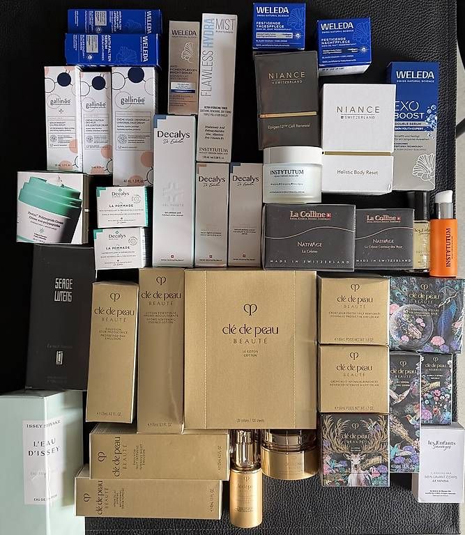 Cura del viso: Diverse Kosmetik  – Usato da Frauenfeld venduto da Jessy_kardakova