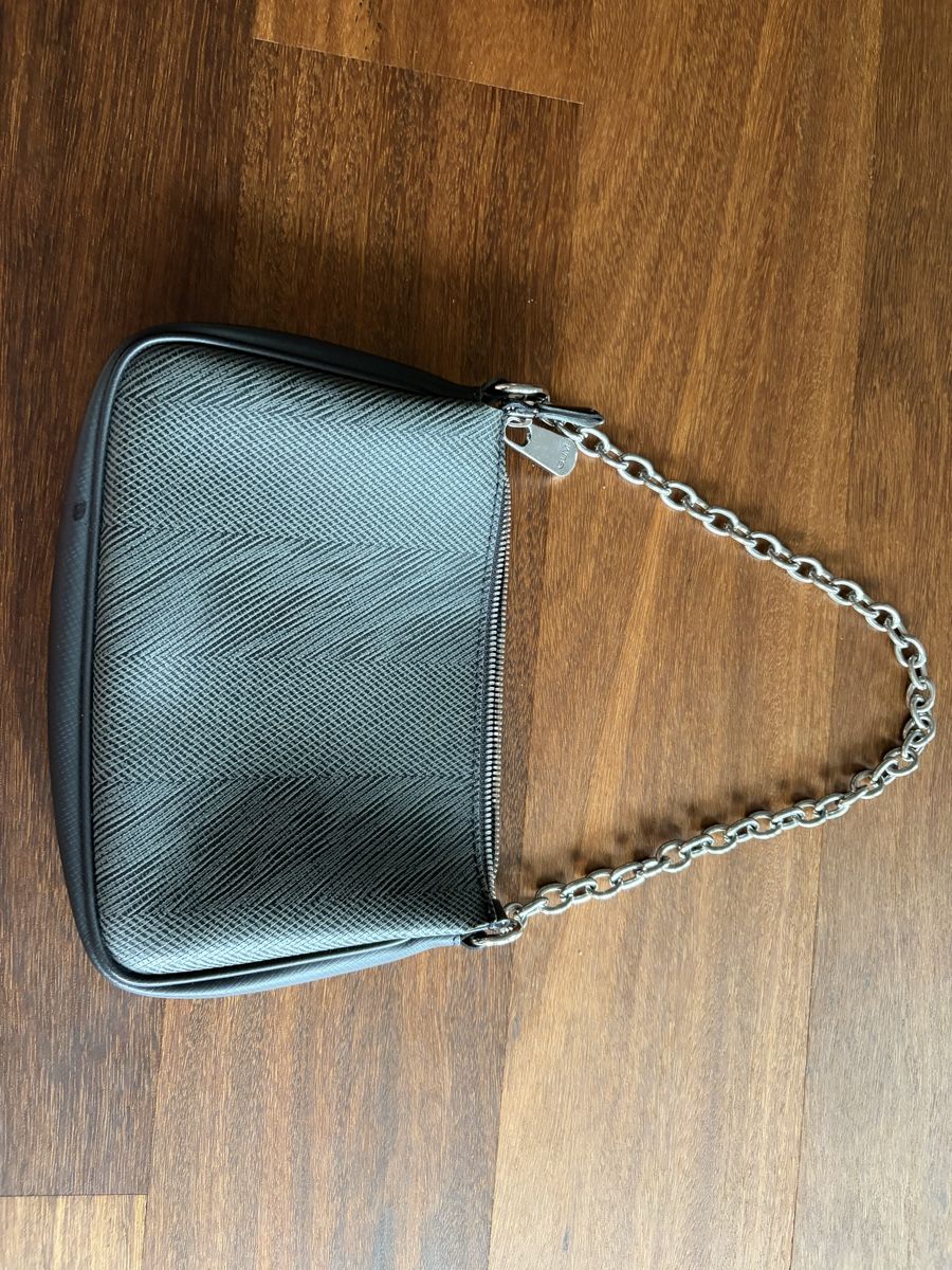 Borse da donna: Schlichti Handtasche mit Kette – Nuovo (secondo la descrizione) da Zürich venduto da eli_wxz7 1