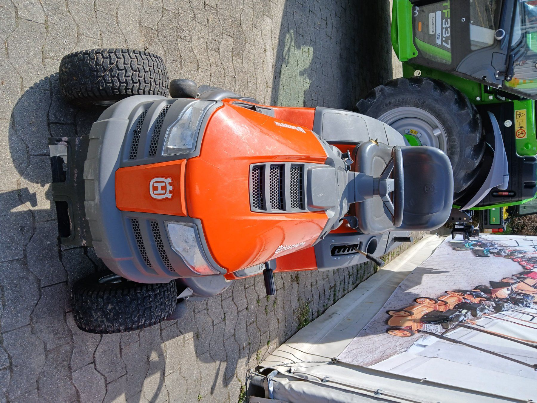 Husqvarna Rasenmäher: Rasentraktor Husqvarna CTH174 – Gebraucht aus Münchenwiler von Zellerbarbara 9