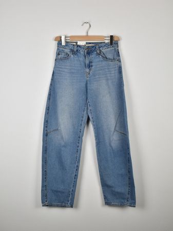 Levi's Baggy Dad Barrel Jeans, Gr.26/32, neu