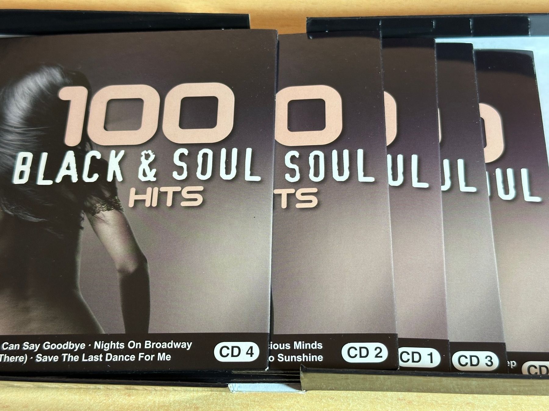 CD: Various - 100 Black & Soul Hits - 5 CD – Usato da Rikon im Tösstal venduto da Alpenmutz 2