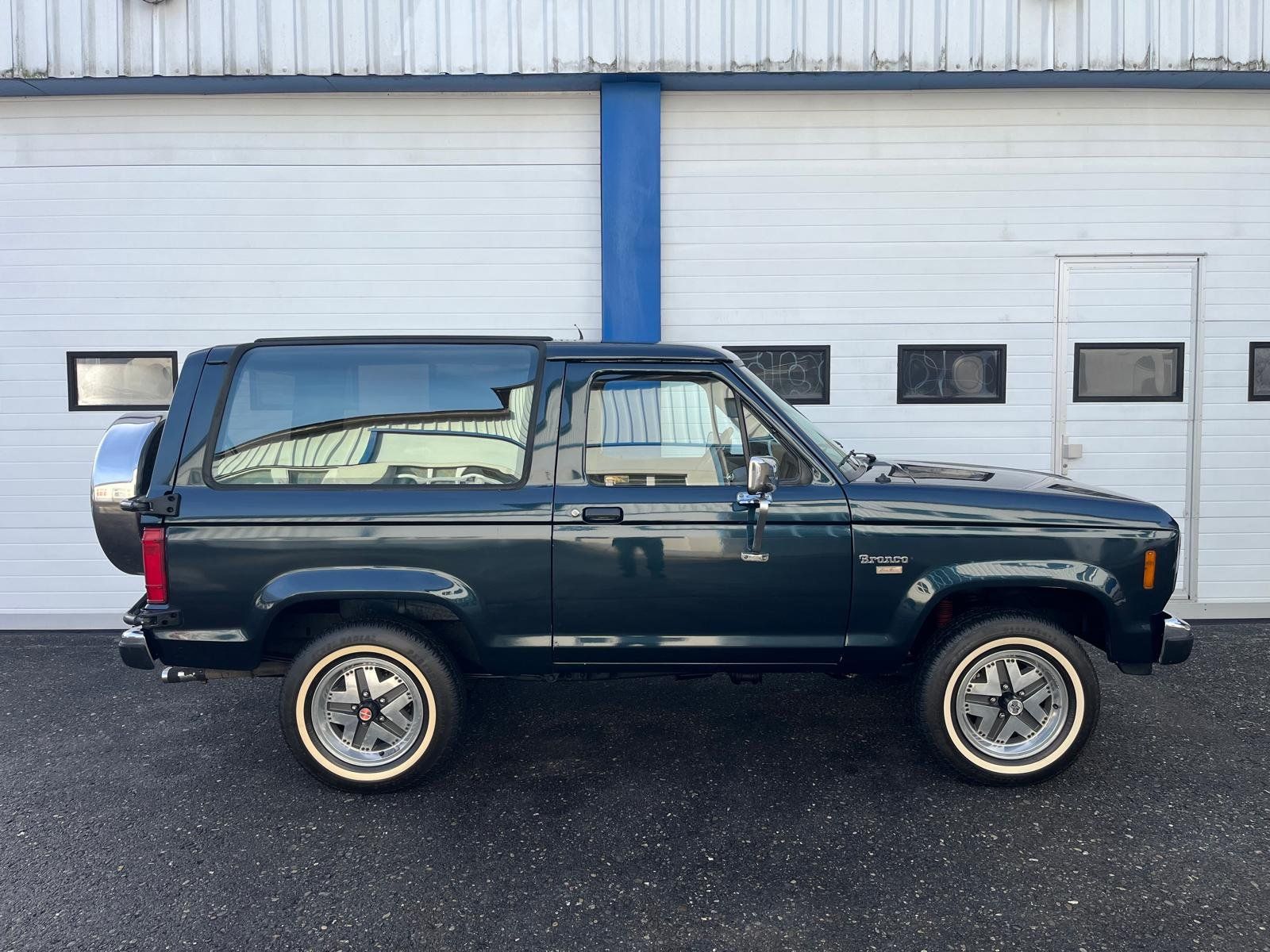 Ford Automobili: FORD Bronco 2.9 XLT 2.9 – Usato da Unterkulm venduto da pas_yv6m 1