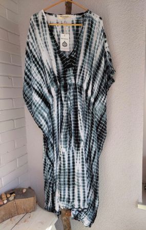 Boho-Chic Tie-Dye Kaftan – Free Size | Handmade & Unique