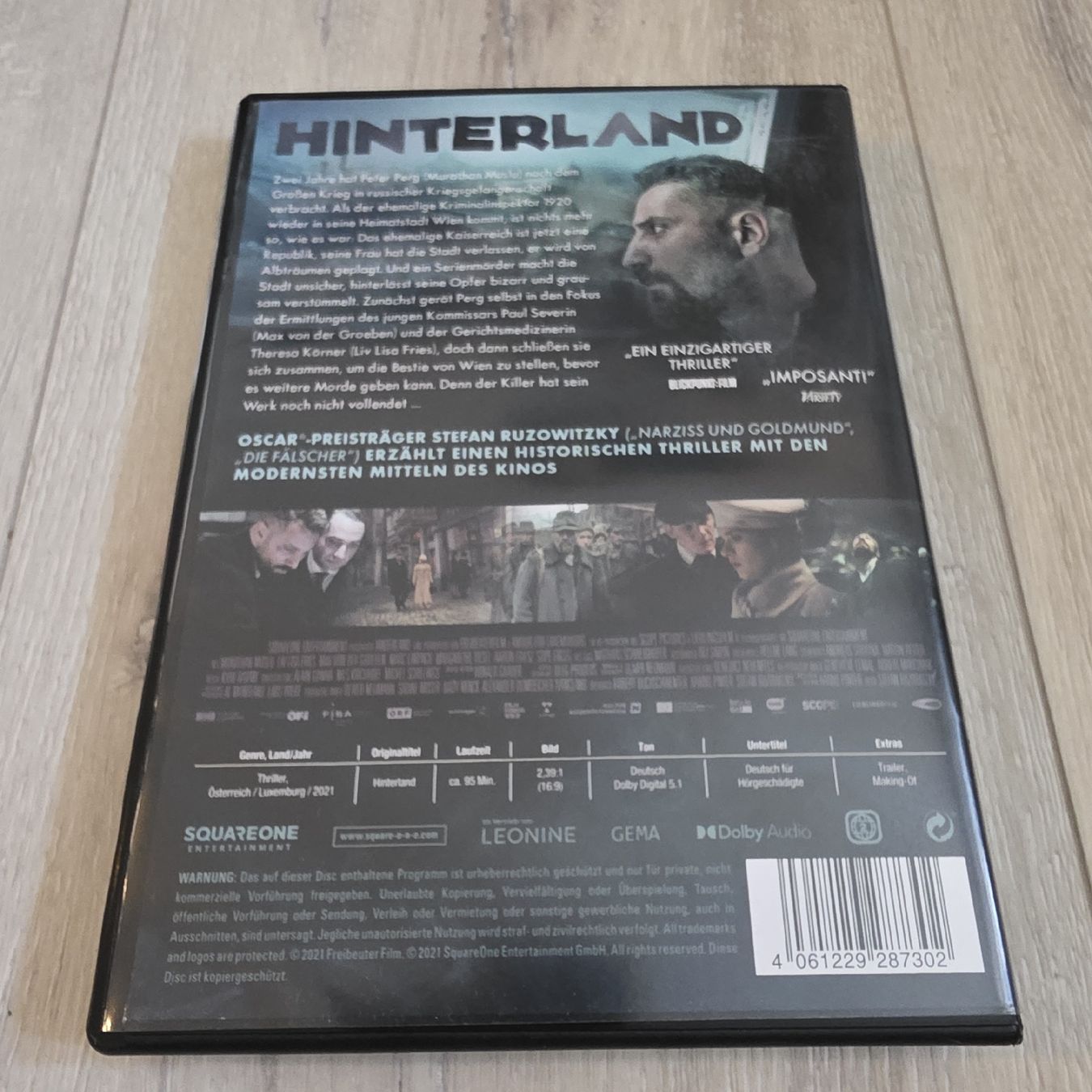 Tutti i DVDs:   Hinterland – Usato da Wigoltingen venduto da Zuckerfee84 1
