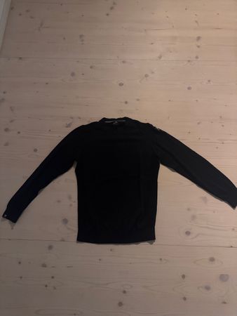 Vanguard Sweater Dunkelblau – Grösse S – guter Zustand