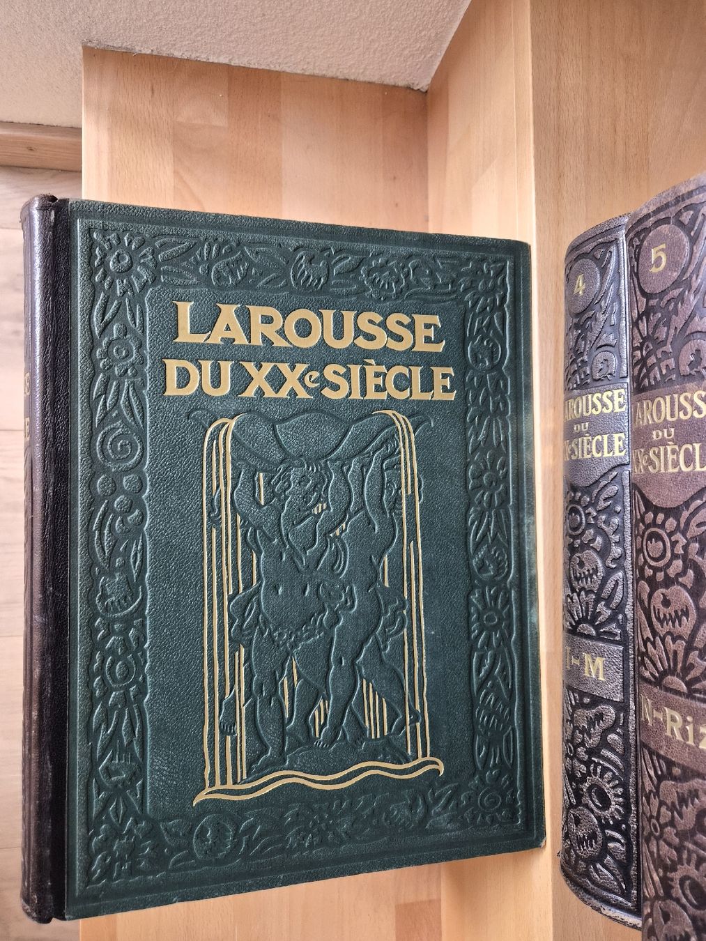 Libri: Larousse du XXe Siècle, édition 1930, collection complète! – Usato da La Joux FR venduto da car_ck96 1
