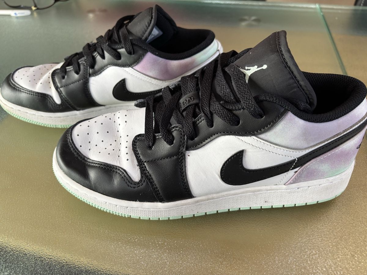 Jordan Scarpe da uomo: Air Jordan Low Youth EU 40 – Usato da Grächen venduto da svndrine 1