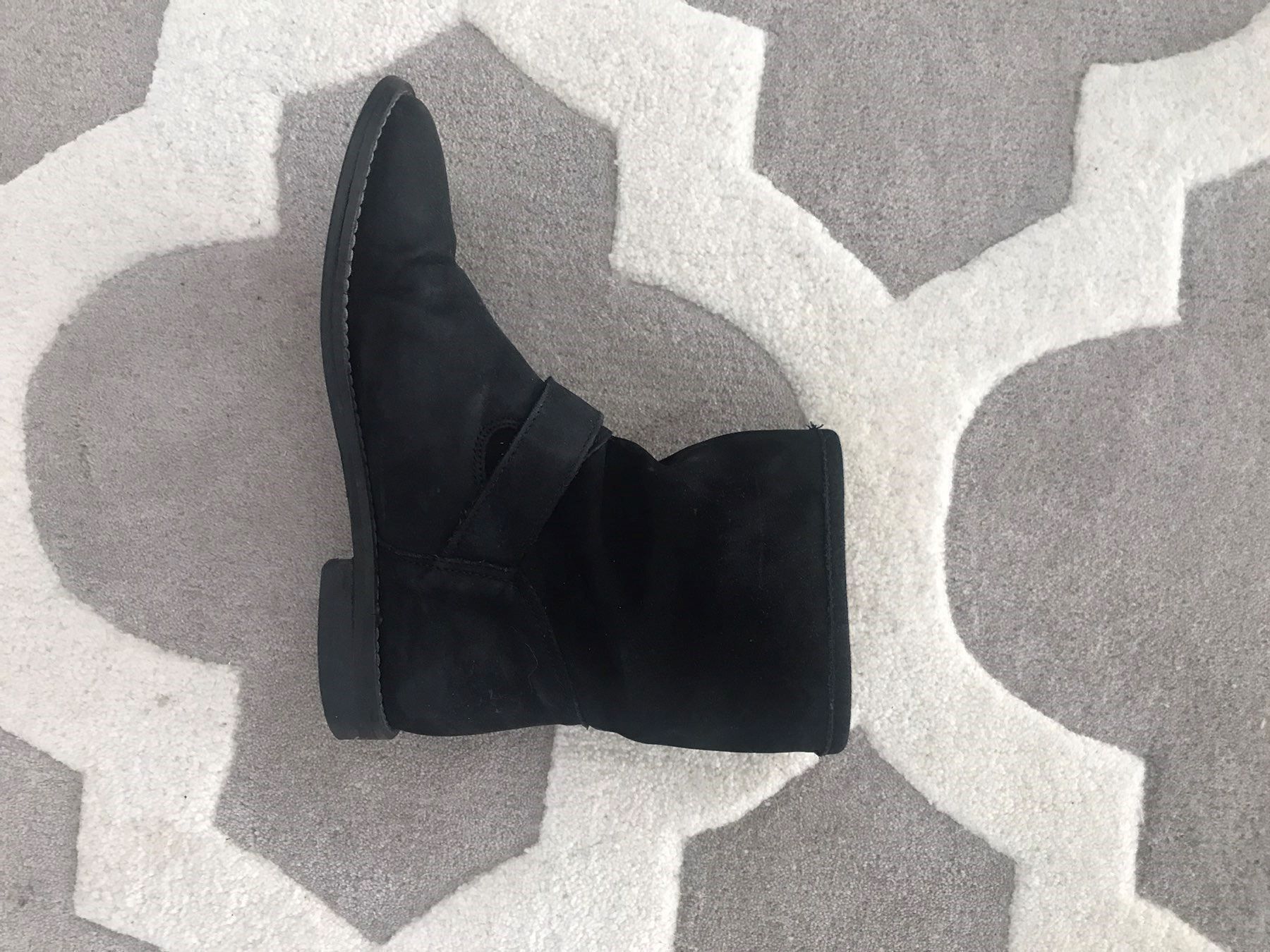 Scarpe da donna: Lederschuhe Farbe: schwarz Grösse: 37 – Usato da Winkel venduto da Glamour4You 1