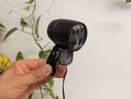 Busch & Müller Lumotec IQ-X LED-Scheinwerfer (100 Lux)