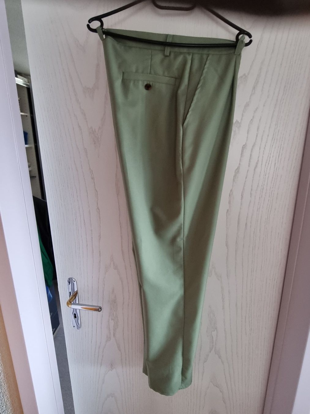 Completi: Herrenanzug mit Gilet – Nuovo e nell'imballaggio originale da Uetendorf venduto da .Eidgenosse. 4
