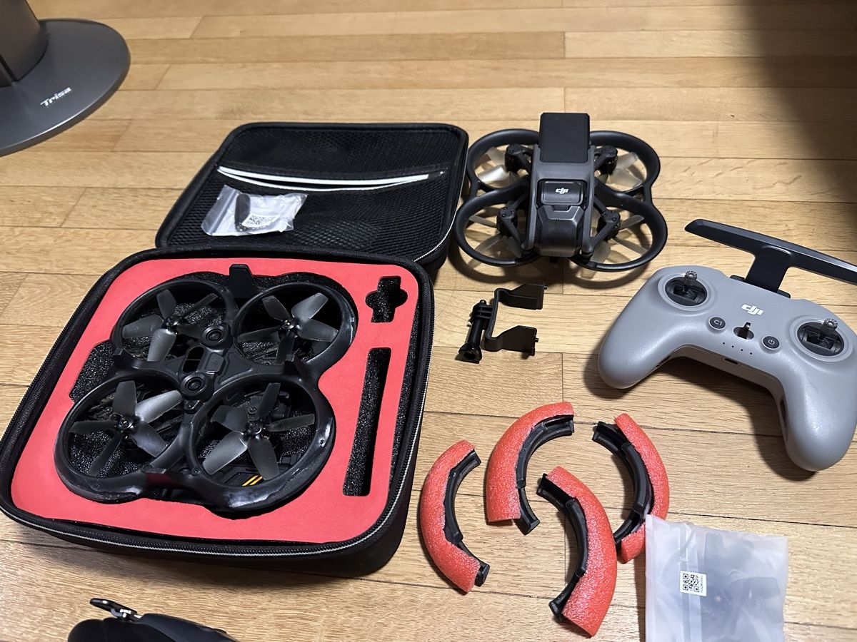 DJI Modellismo RC: 2 Drone DJI Avata - Combo Pro-View - Super affaire – Usato da Massongex venduto da SwissDistributor 6