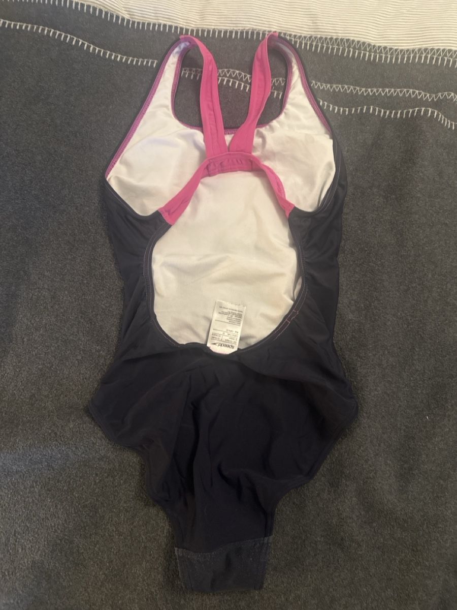 Speedo Badekleider & Bikinis: Speedo Badeanzug, Mädchen Gr. 164 – Gebraucht aus Schlieren von Gizmo8952 1