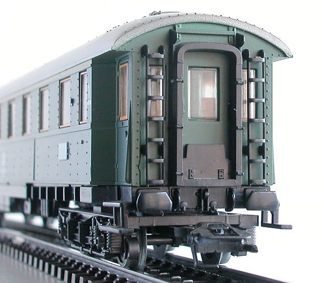 Märklin Modellini di ferrovie: Märklin Eilzugwagen Ayse 604 der DB Spur H0 – Usato da Oberwil BL venduto da Klang 2