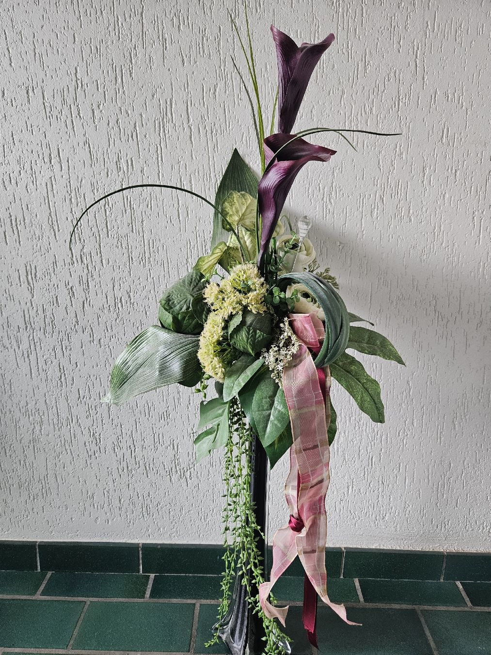 Alle Dekorationen: Künstliche Blume in Vase – Gebraucht aus Tagelswangen von feger2