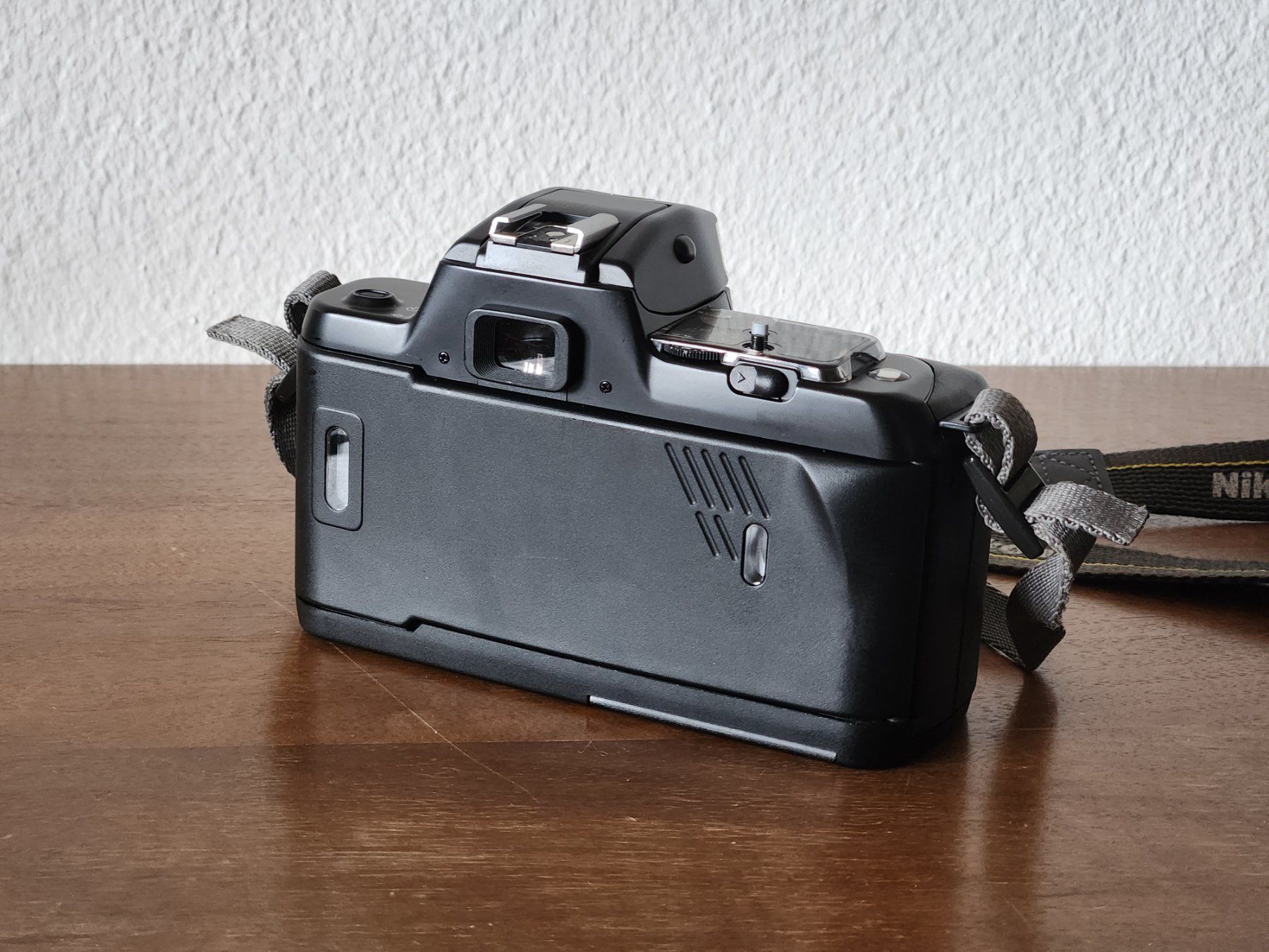 Nikon Fotocamera: Nikon F-401 S – Usato da Oberwil b. Zug venduto da adi_r8nm 2