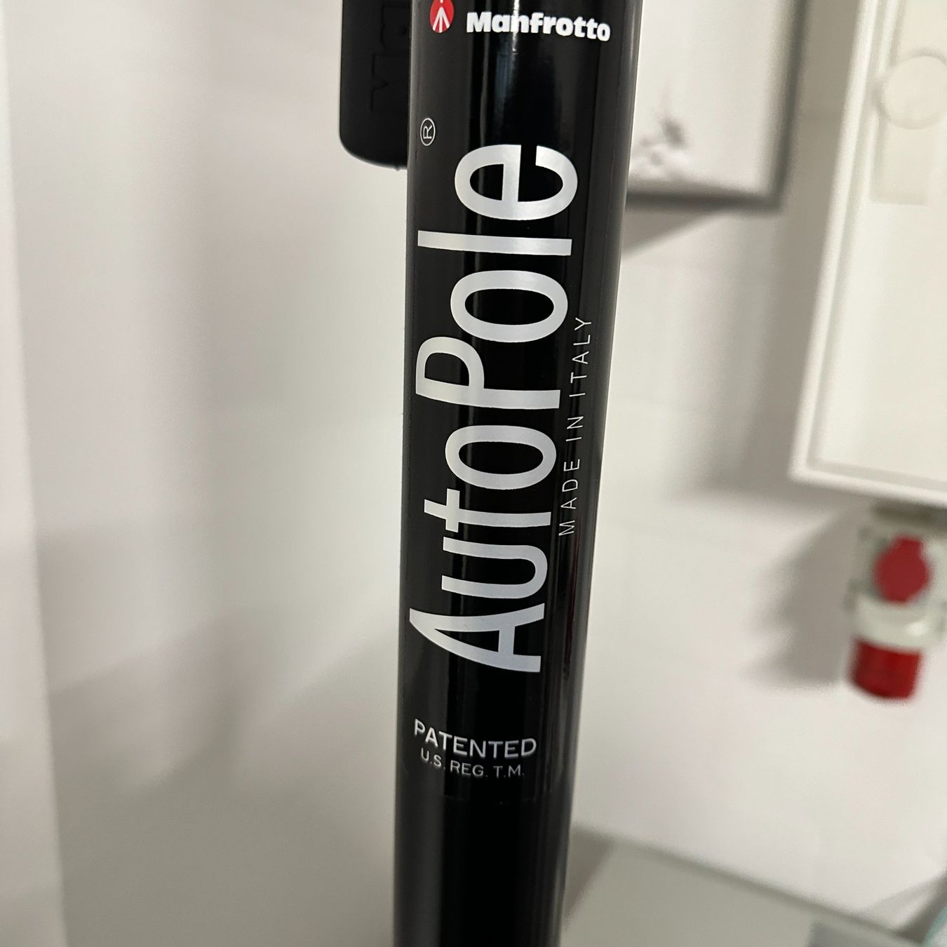 Manfrotto Trépieds & Accessoires: 2x Manfrotto Autopole 032B + Manfrotto 044 Triple Hooks – D'occasion à Lommis par Ingoeli