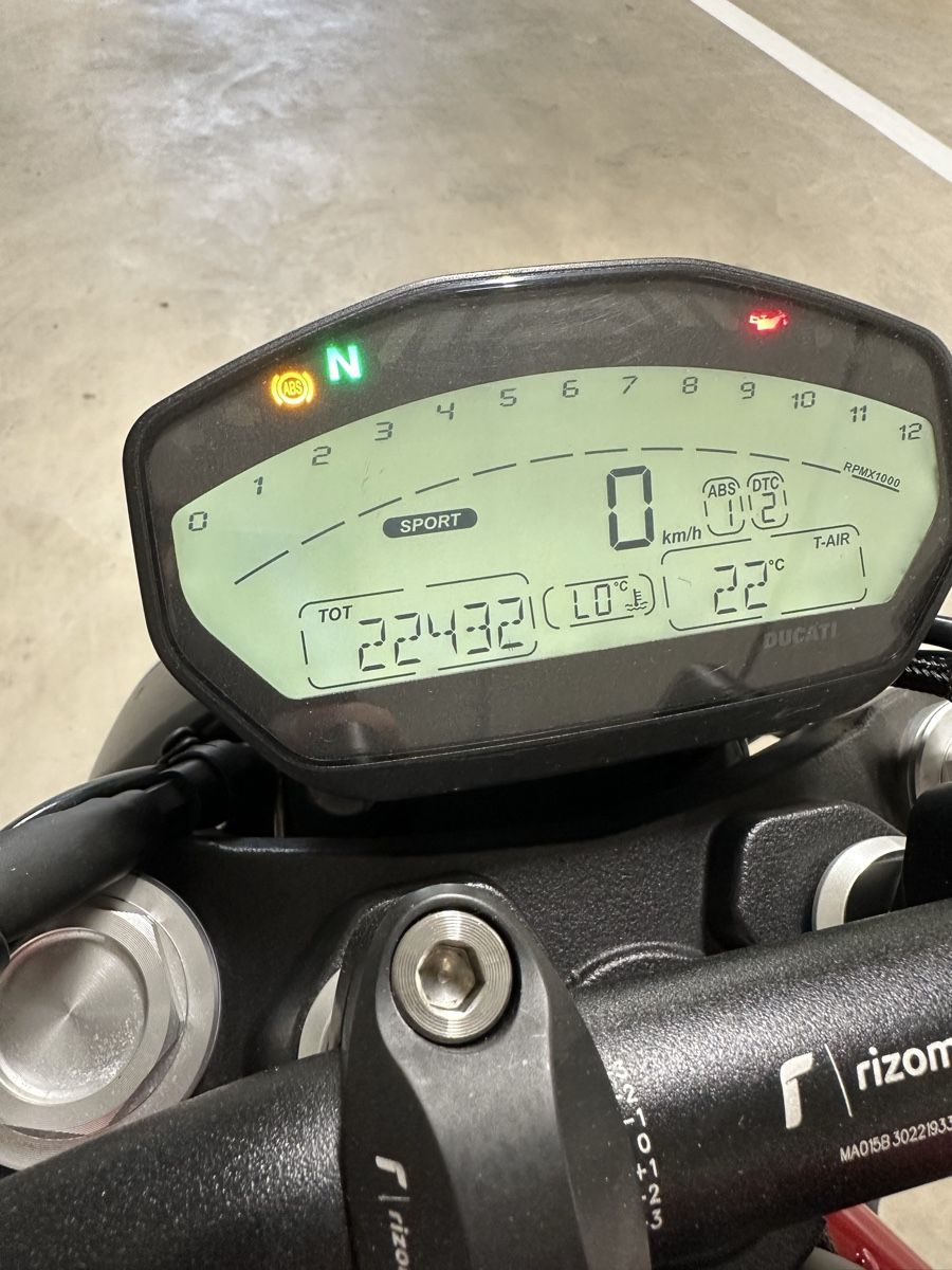 Ducati Strada: Ducati Monster 821 – Usato da Niederhasli venduto da _marco1897_ 6
