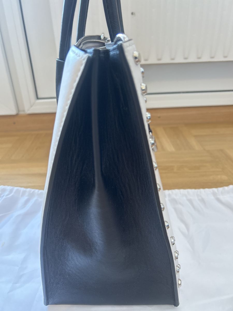 Michael Kors Sacs femmes: Sac Michael Kors blanc neuf – Neuf (Voir description) à Yverdon-les-Bains par Satim1 2