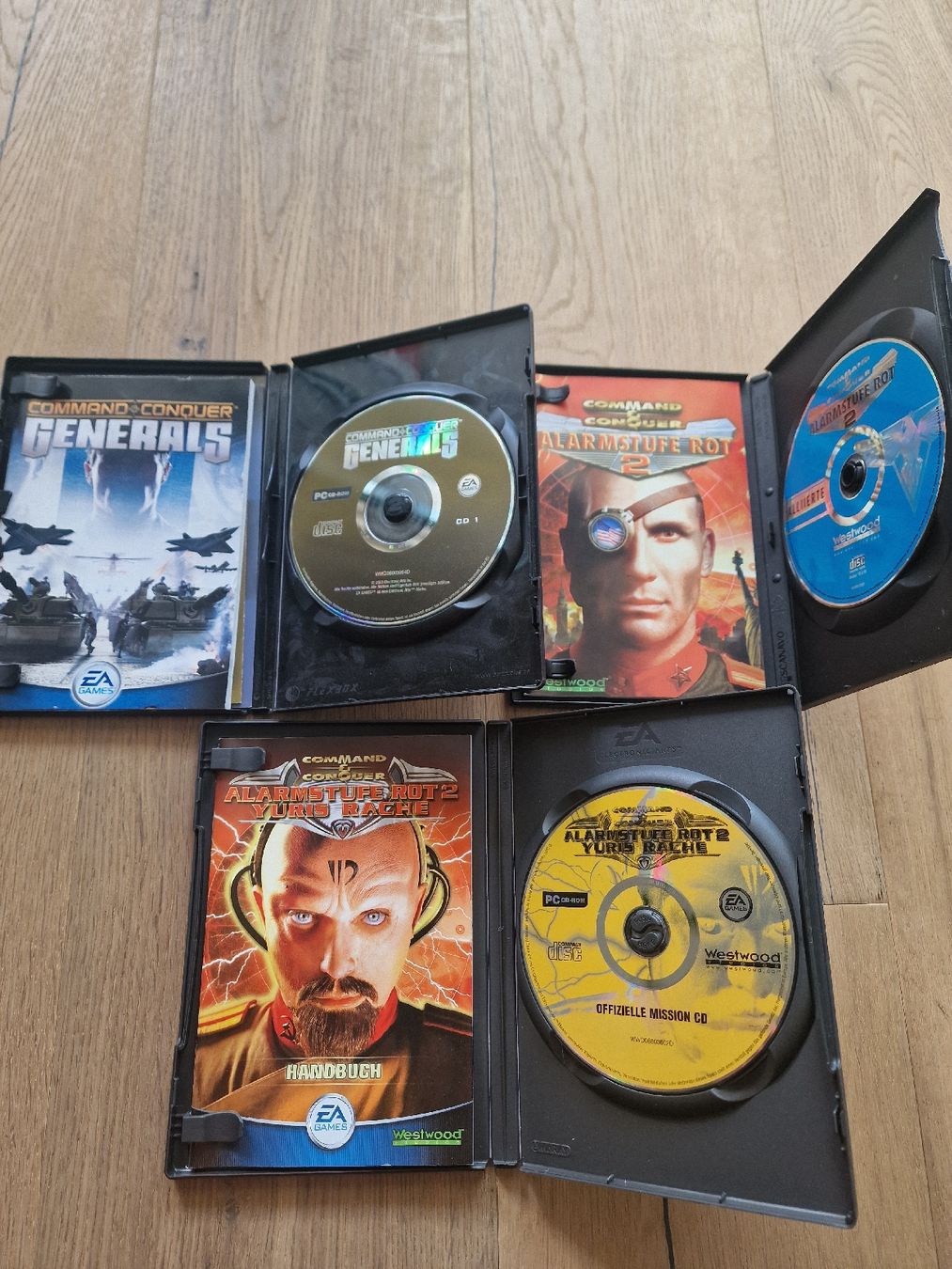 Giochi: Command & Conquer Bundle PC –  Red Alert 2 + Yuri’s Revenge – Usato da Fahrwangen venduto da luk_bhw7 1