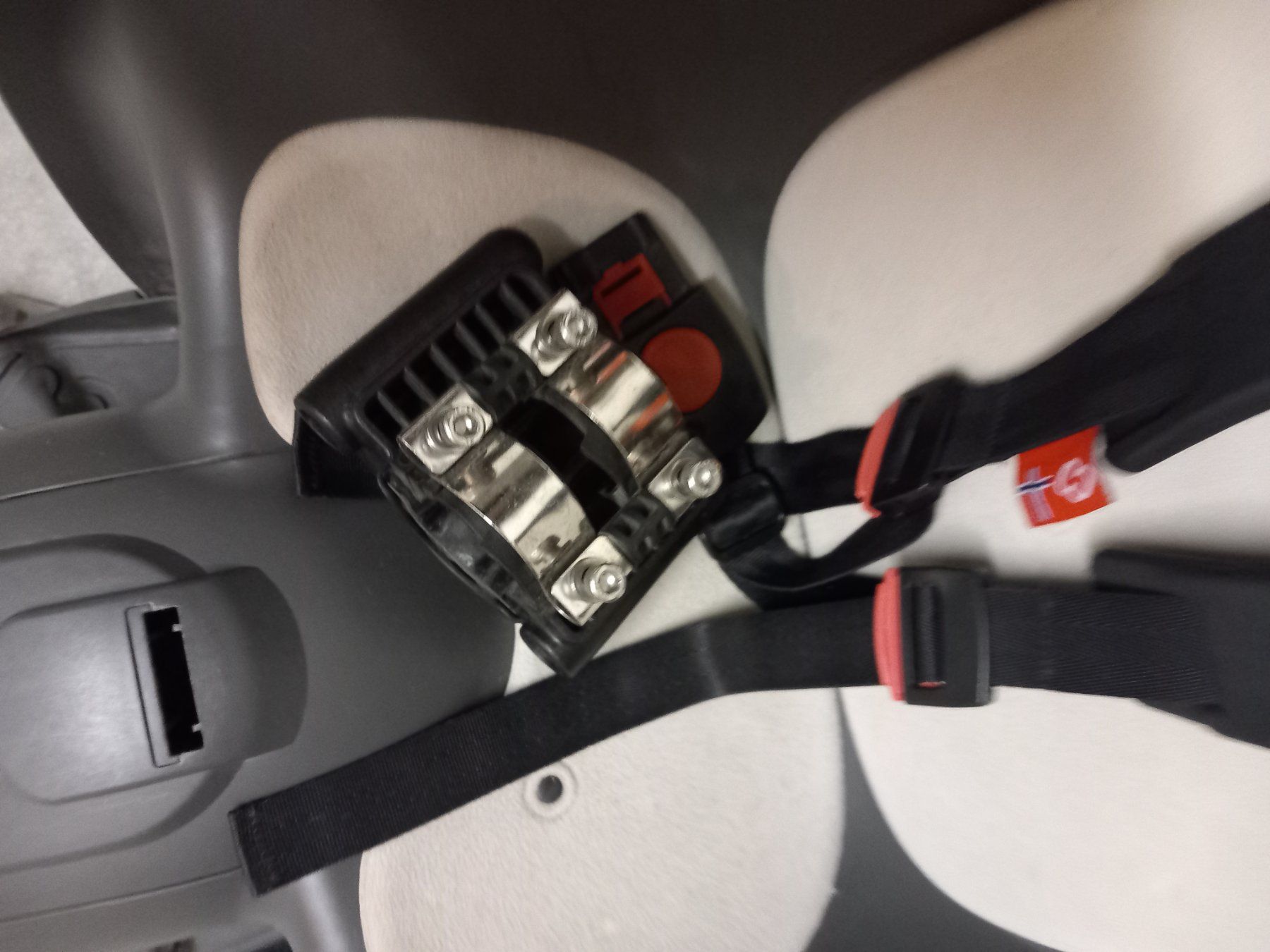 Hamax Pezzi di ricambio: Fahrrad-Kindersitz hinten – Usato da Mauren FL venduto da hop_s8mp 1
