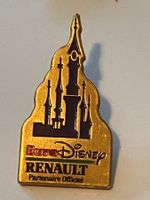 1 Pin Euro Disney Renault
