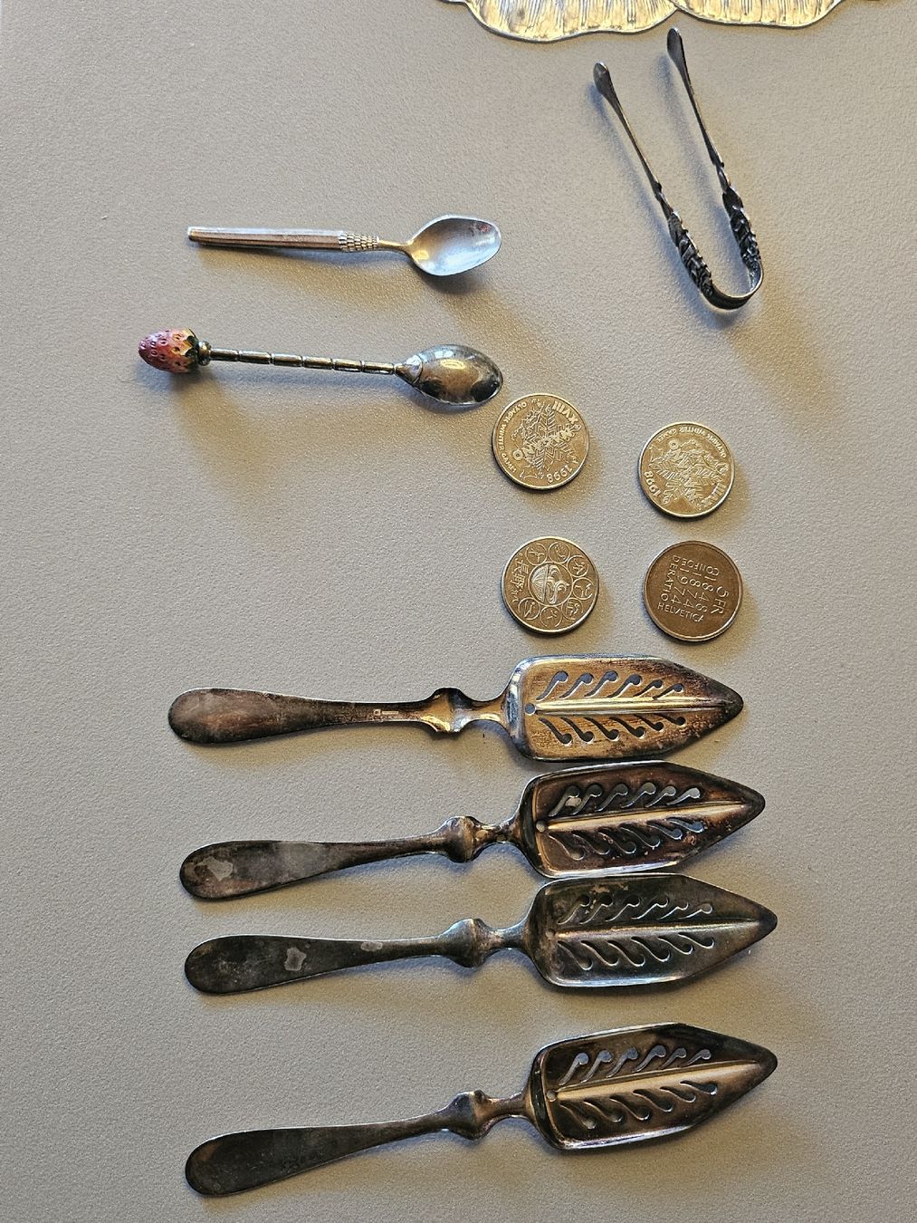 Set di posate: Über 180 Gramm Besteck und Münzen, Silber oder versilbert  – Usato da St. Gallen venduto da Cocos_Ricardo 8