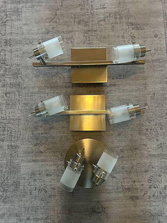 Lustres & lampes de plafonds: Halogen-Deckenstrahler, 2-flammig (je 40Watt) – D'occasion à Zürich par kathivo