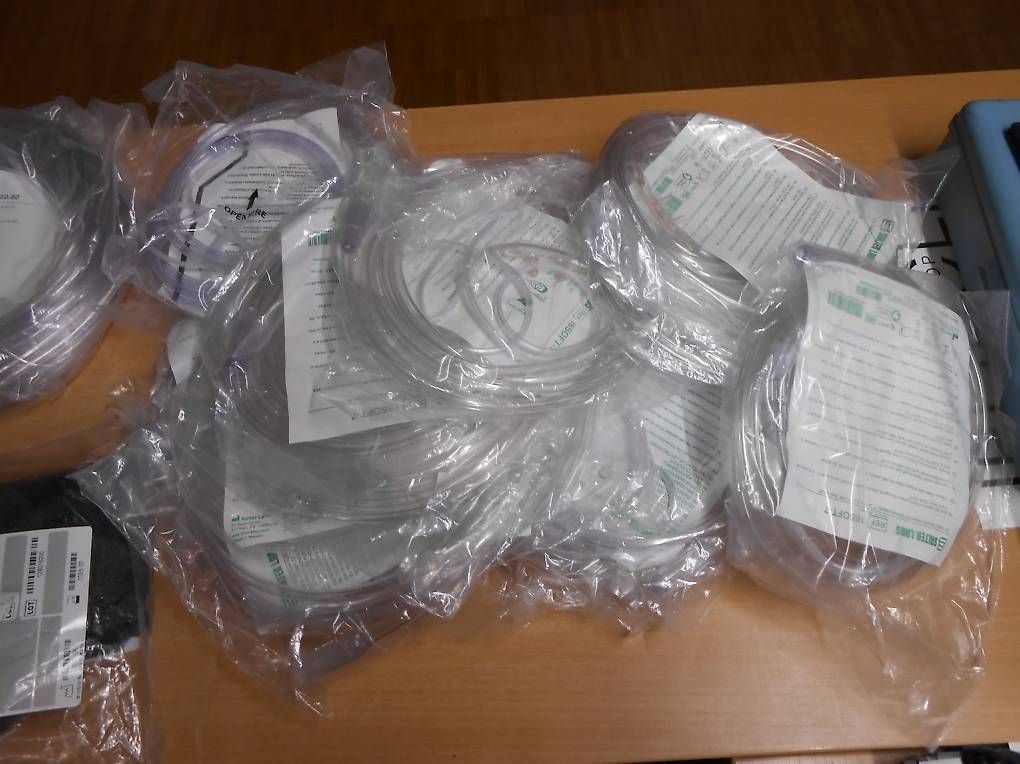 Attrezzature mediche: Philips Respironics Beatmungsgerät – Nuovo e nell'imballaggio originale da Gipf-Oberfrick venduto da Livingstone5 4