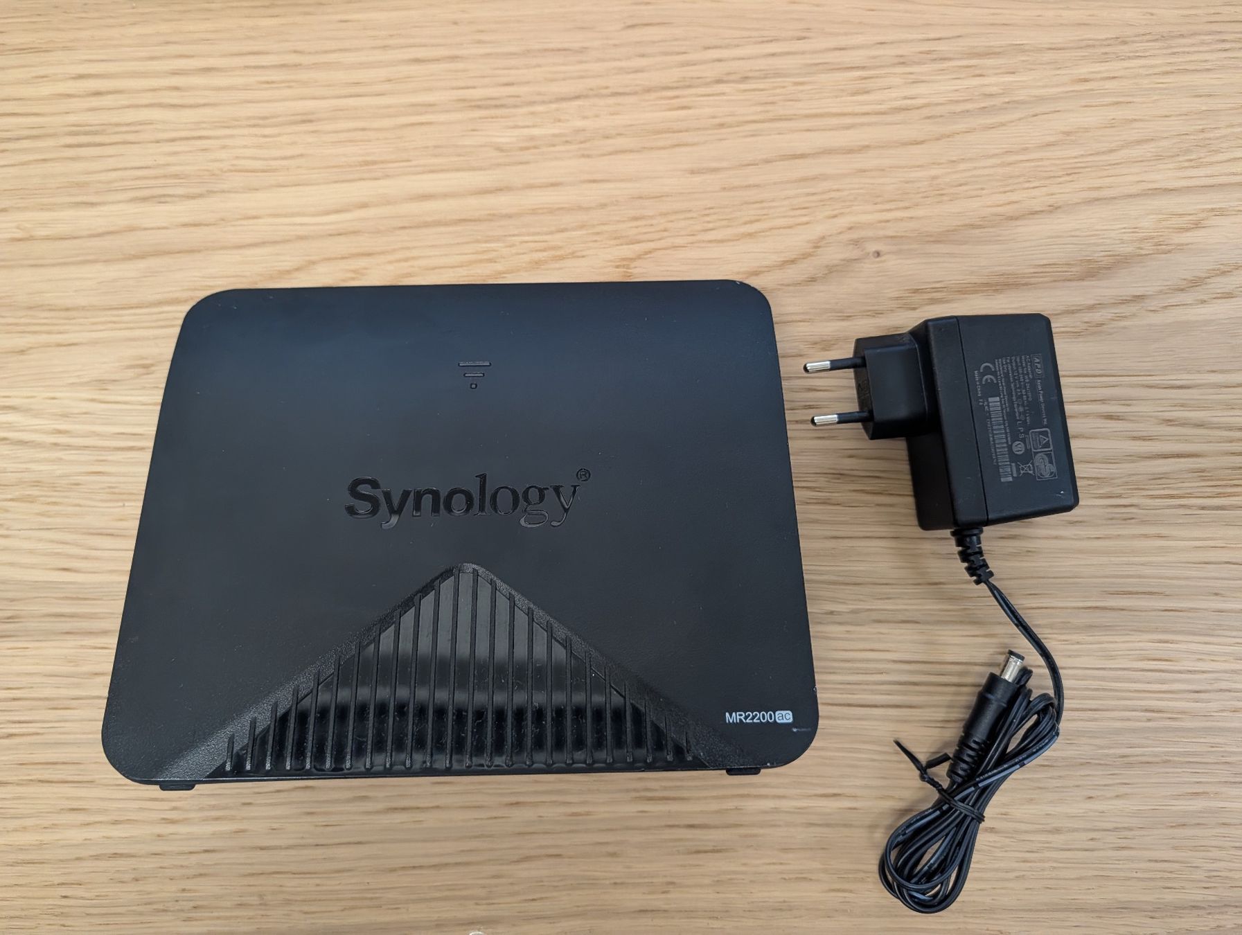Synology Modems & Router: 1x Synology RT2600ac +  2x MR2200ac – Gebraucht aus Rudolfstetten von Sermi 5