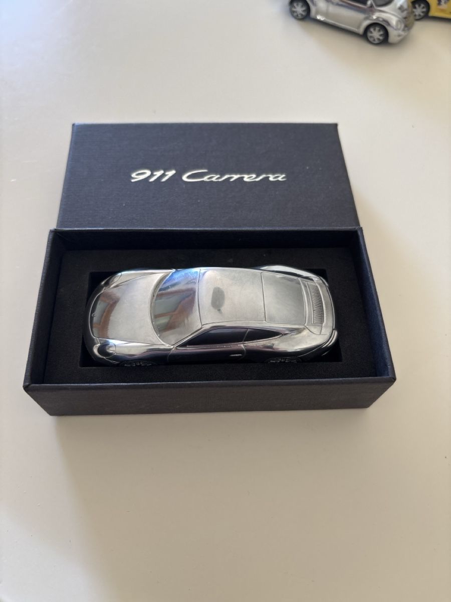 Porsche Modellautos: Porsche 911 Carrera édition limitée en boîte – Gebraucht aus Lausanne von pabernard