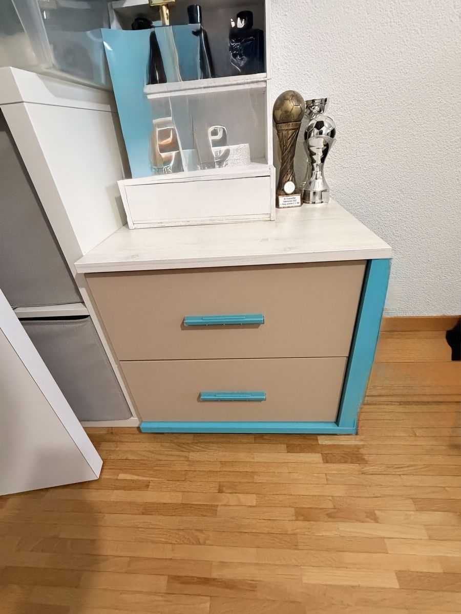 Schränke: Schrank  – Gebraucht aus ebikon von eslem 2