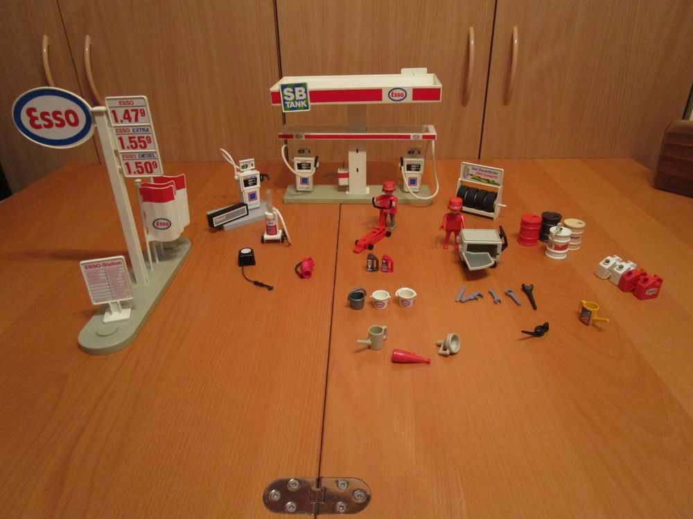 PLAYMOBIL (R3234) STATION - Pompe Essence Blanche Esso Extra 3439