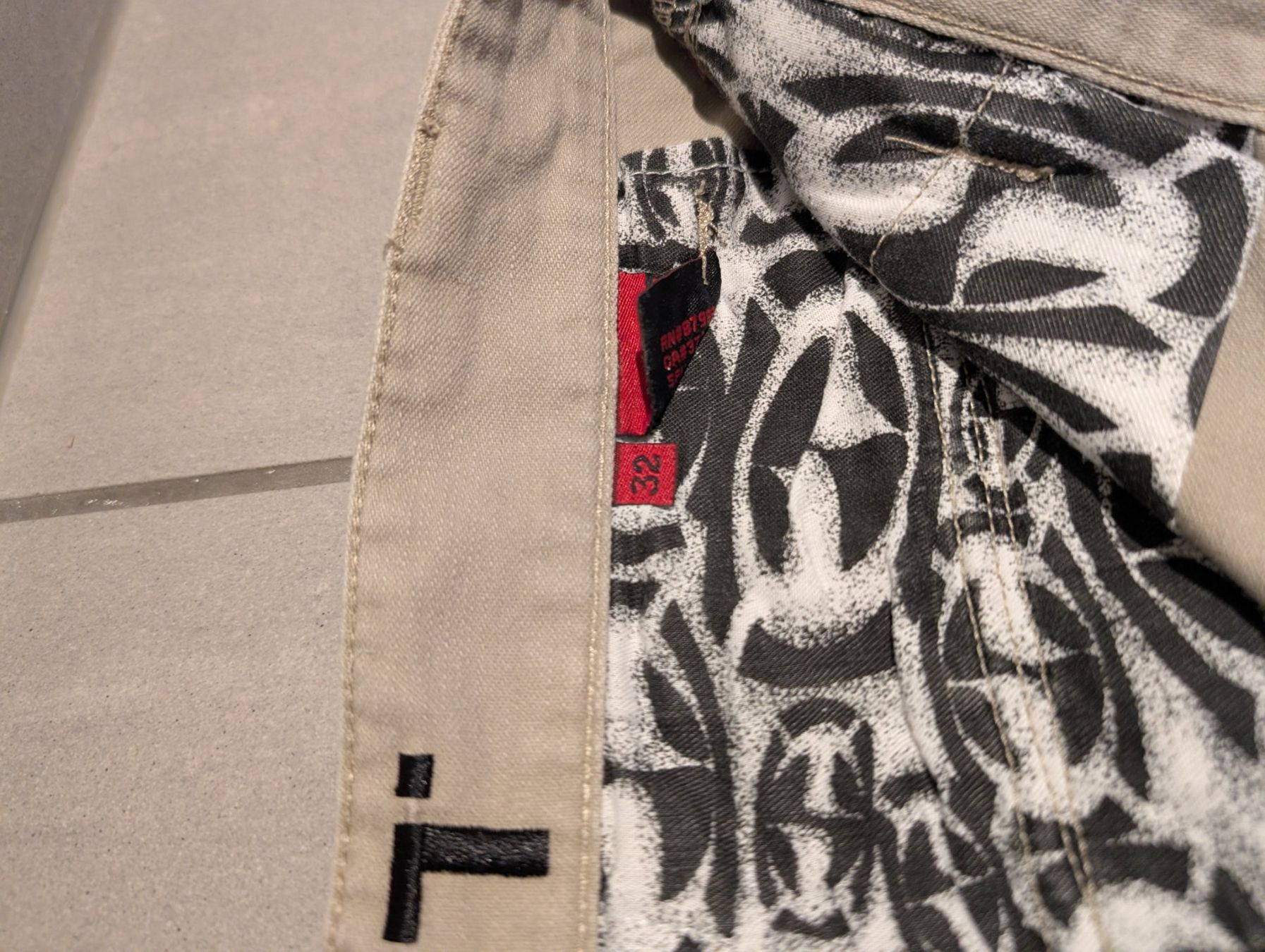 Hosen: *** Shorts der Marke "Split" *** – Gebraucht aus Wollerau von R3D3X3 2
