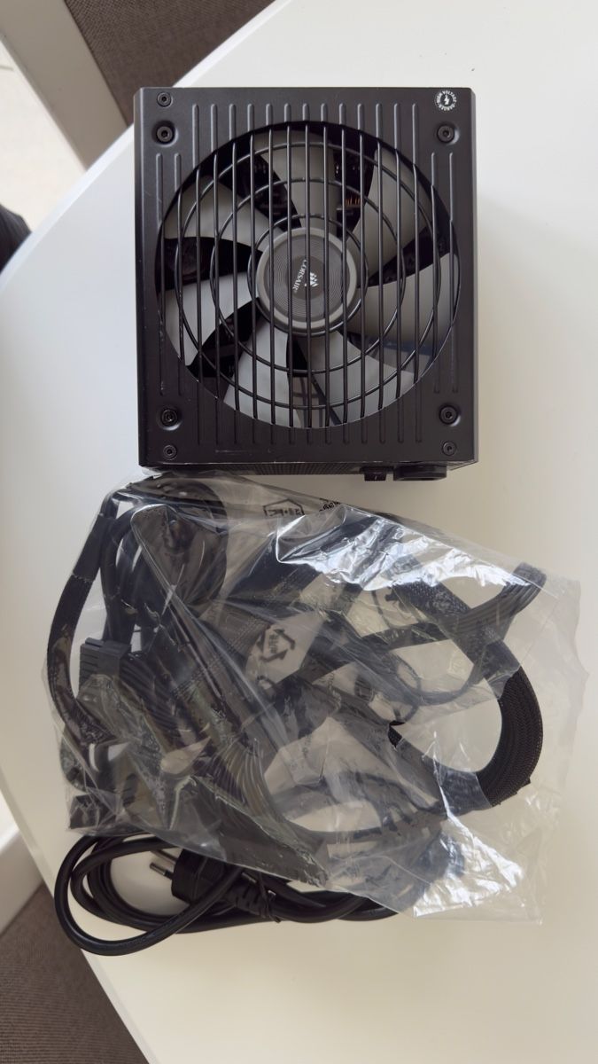 Corsair Componenti elettronici: Corsair Netzteil RM550x – Usato da Zug venduto da luc_z68j