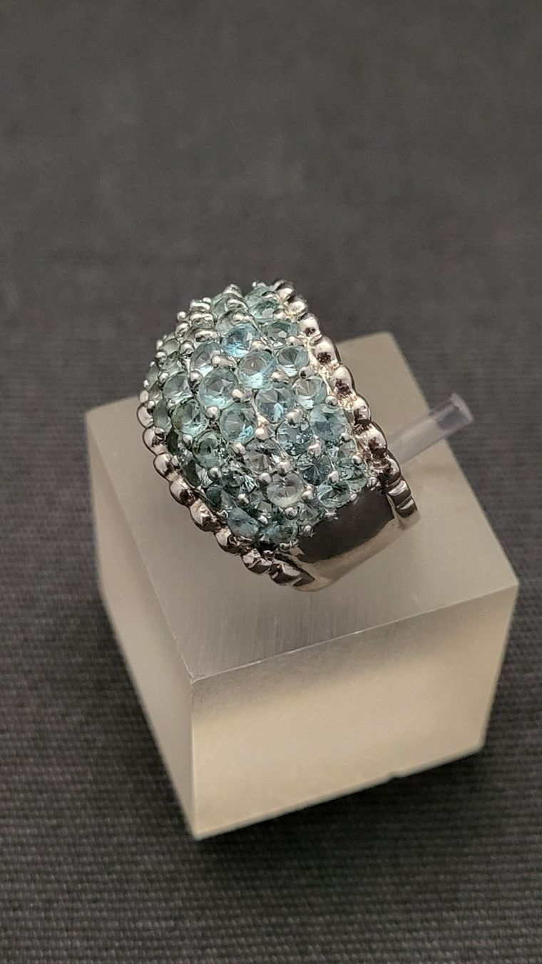 Anelli: Silber-Ring mit hellblauen Steinchen – Usato da Basel venduto da spinne02 2