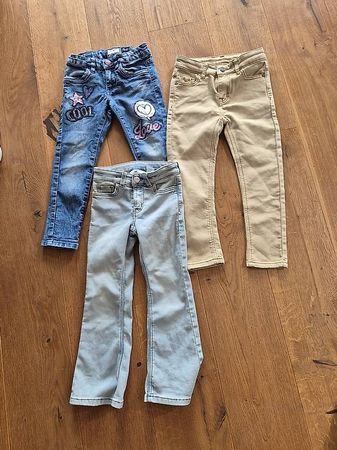 3 Mädchen Hosen Grösse 110
