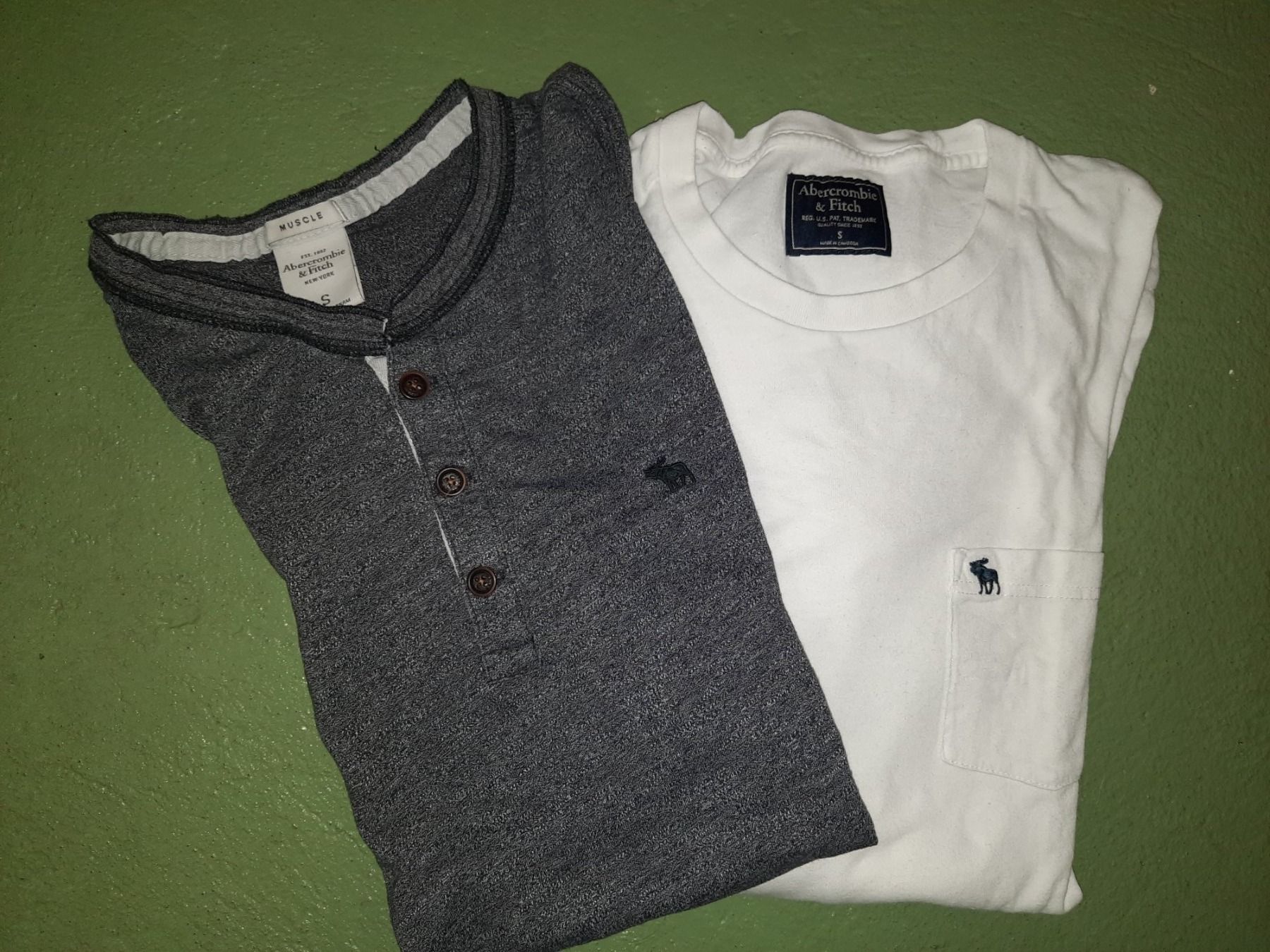 Abercrombie Pullover & Sweatshirts: 2x Abercrombie Shirt – Gebraucht aus Niederglatt ZH von Bobsli 2