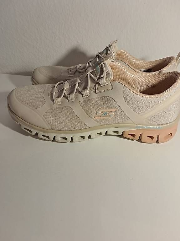 Scarpe da donna: Damen Sneaker Skechers  – Usato da Basel venduto da len_t965