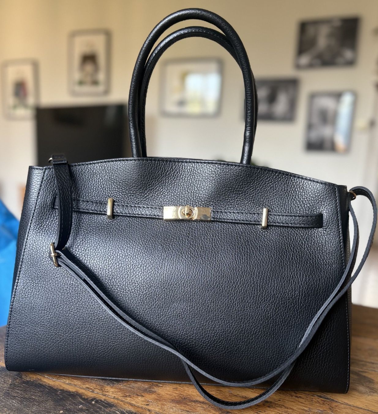 Borse da donna: BAG EN CUIR! – Nuovo e nell'imballaggio originale da Locarno venduto da NicoNion