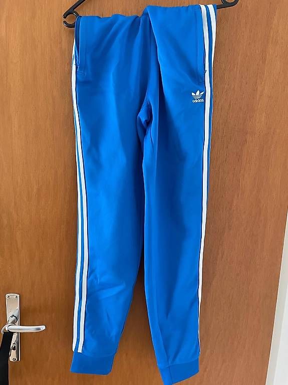 Pantaloni: Sporthose / Trainerhose Adidas – Usato da Lenzerheide/Lai venduto da didi_84 1