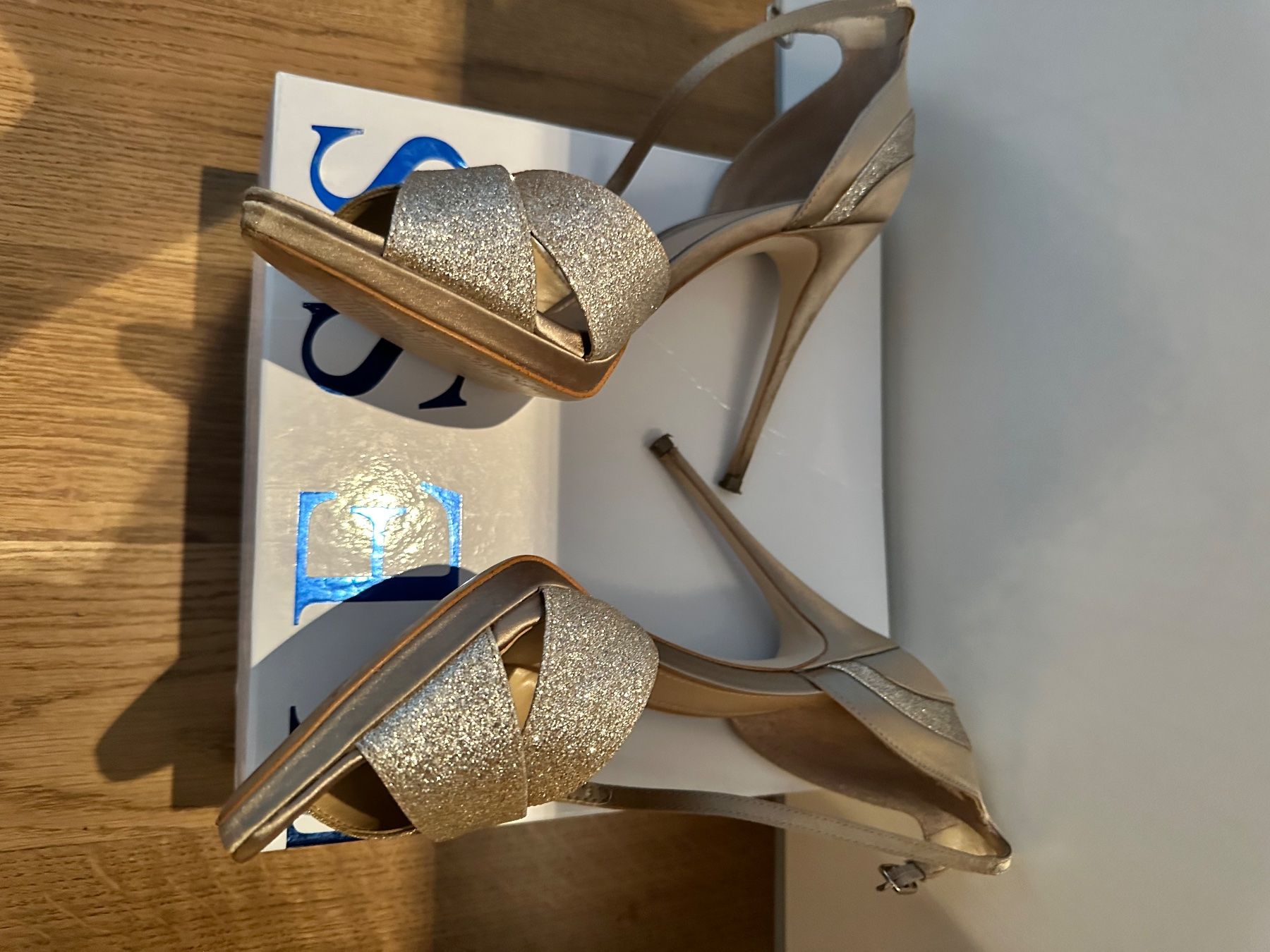 Guess Scarpe da donna: Guess High Heels – Usato da Selzach venduto da Mperformance83 1