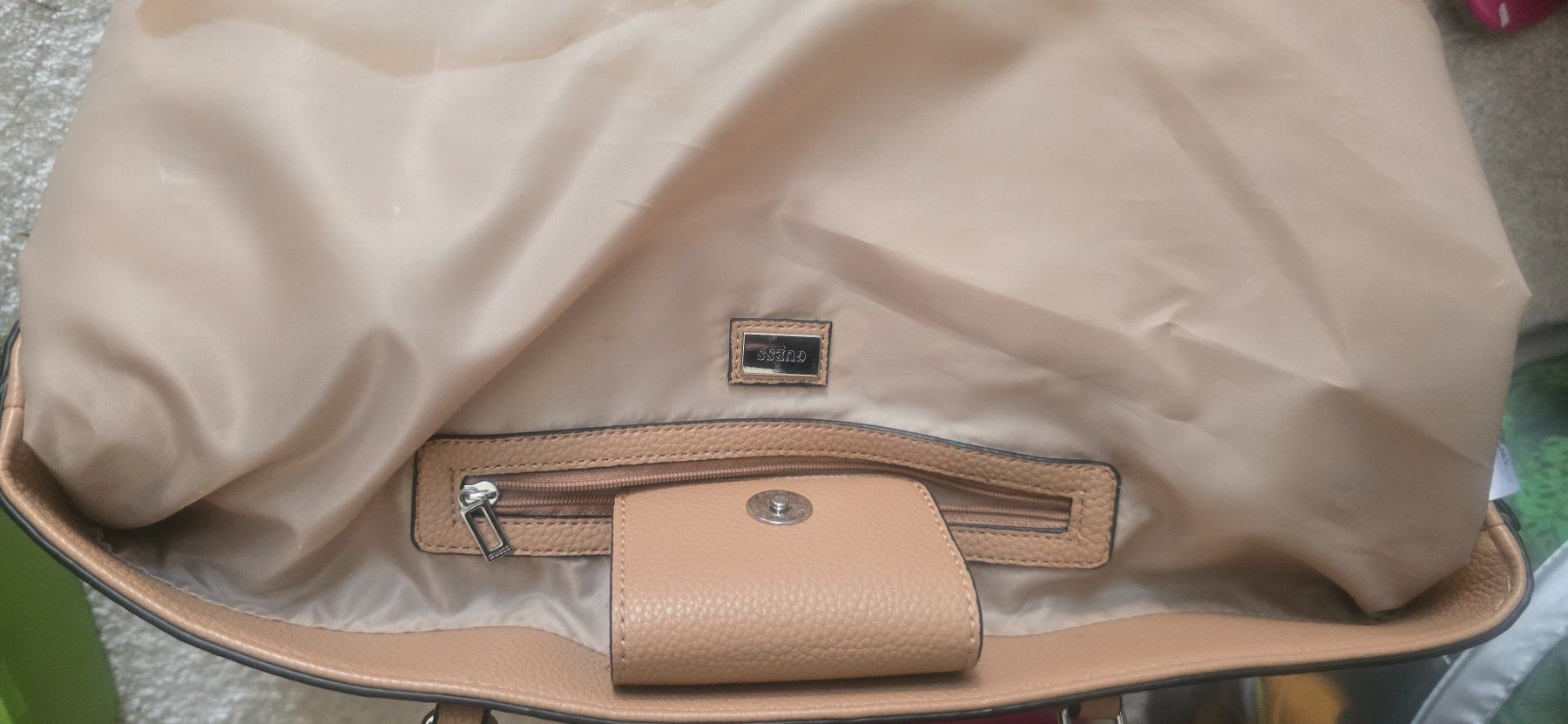 Guess Borse da donna: Guess shopping bag – Usato da Spreitenbach venduto da Breezyel 7