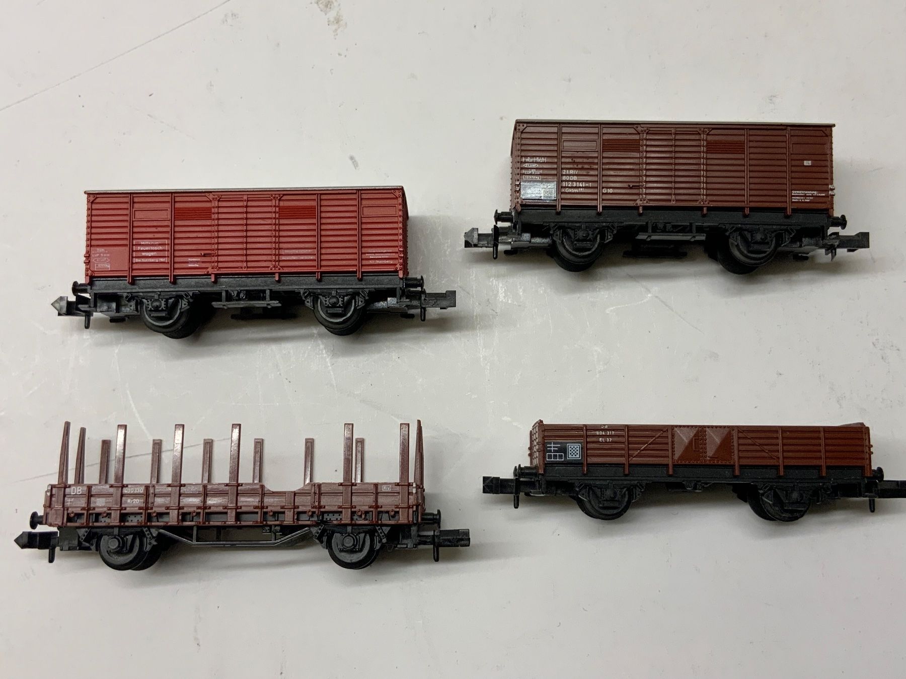 Fleischmann Modellini di ferrovie: 4 Stück, vesch. Güterwagen,  Spur N – Usato da Altnau venduto da mar_kfk2 1