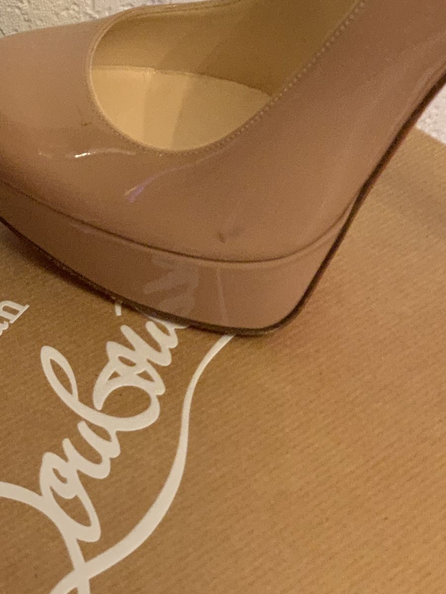 Scarpe da donna: Louboutin – Usato da Lausanne venduto da DyDy33 3