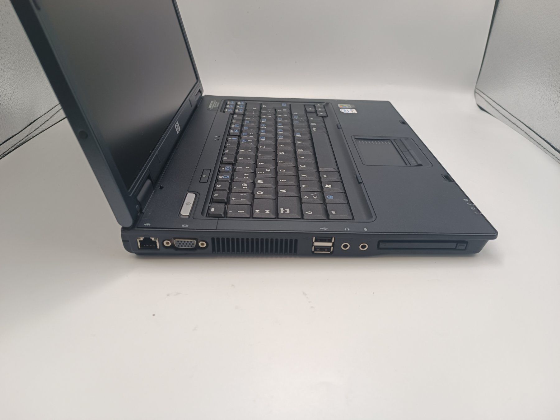 Compaq Notebook: HP Compaq nx6310 – Usato da Schlieren venduto da 2nd-Life 4