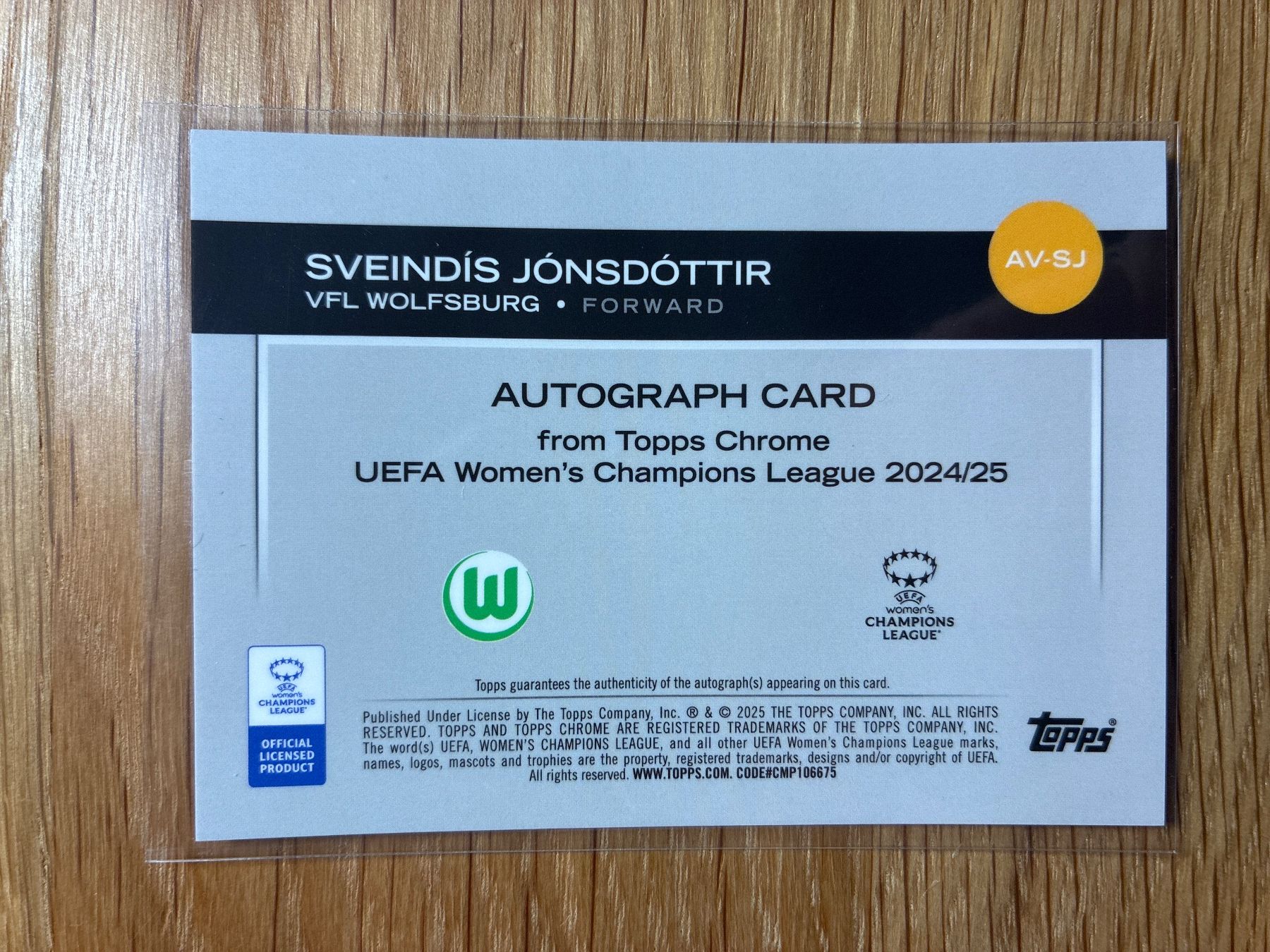 Topps Carte collezionabili: Topps Chrome Sveindis Jonsdottir Wolfsburg Auto /25 – Usato da Wangenried venduto da Garagara 1