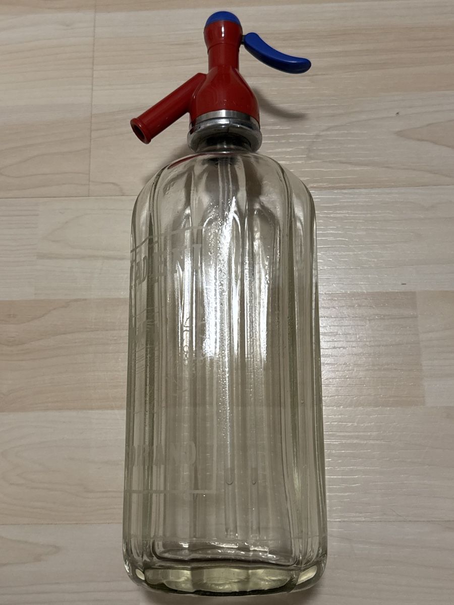 Bouteilles: Nostalgische Glasflasche Syphonflasche – D'occasion à Grenchen par Lucy68