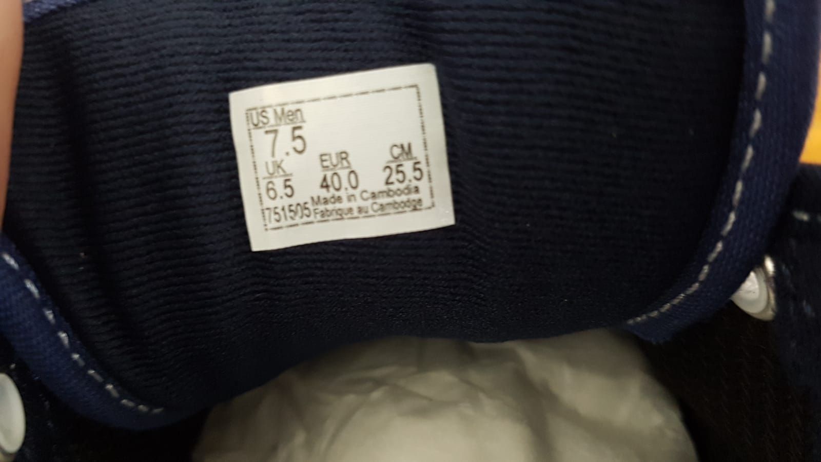 Vans Scarpe da uomo: Vans ARWOOD Retro Suede Gr.40,Leder. – Nuovo e nell'imballaggio originale da Zürich venduto da ata_c8nh 8